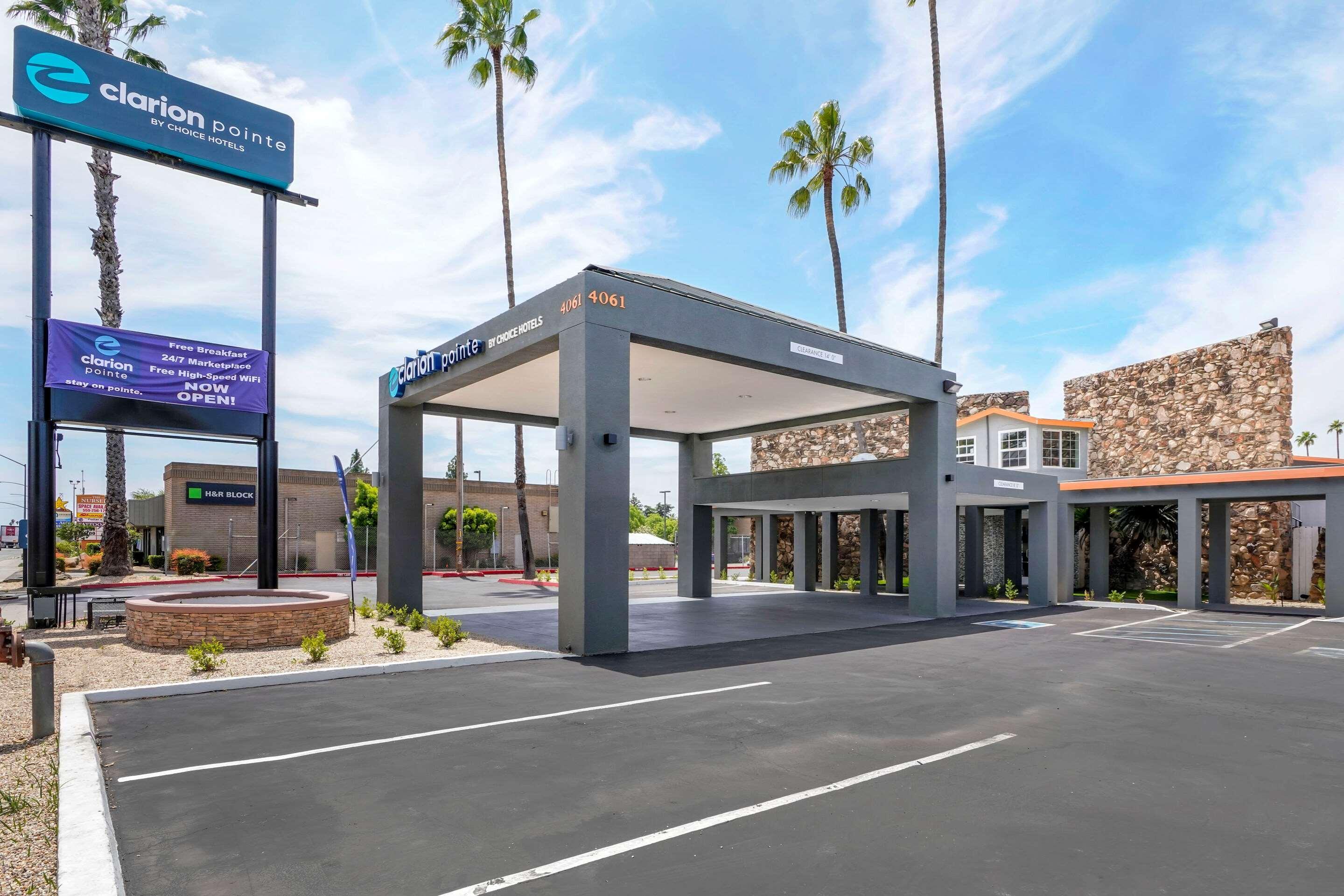 Clarion Pointe Fresno Near Yosemite Hotel Exterior photo